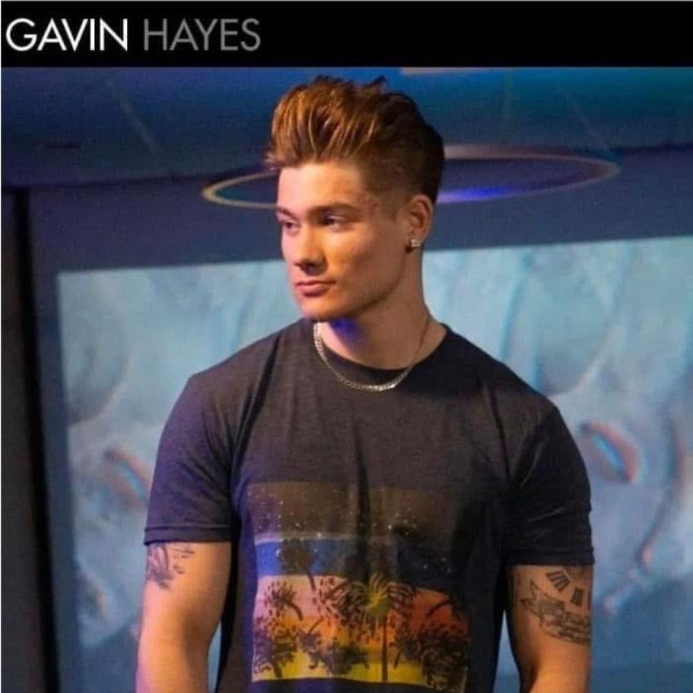 Universal Custom Made Dandelions T-shirt